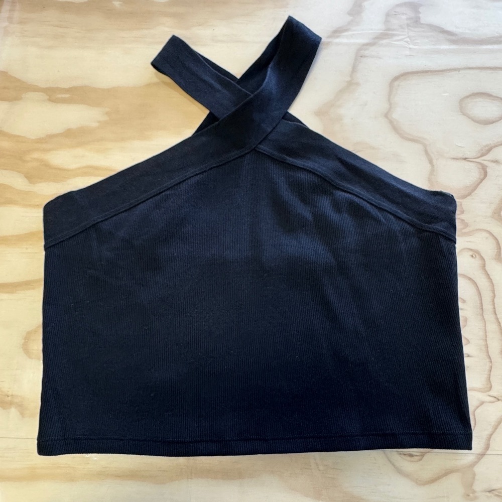 Oak + Fort Refined Black Ribbed Knit Criss Cross Halter Top KT-8430-W Lg Stretch